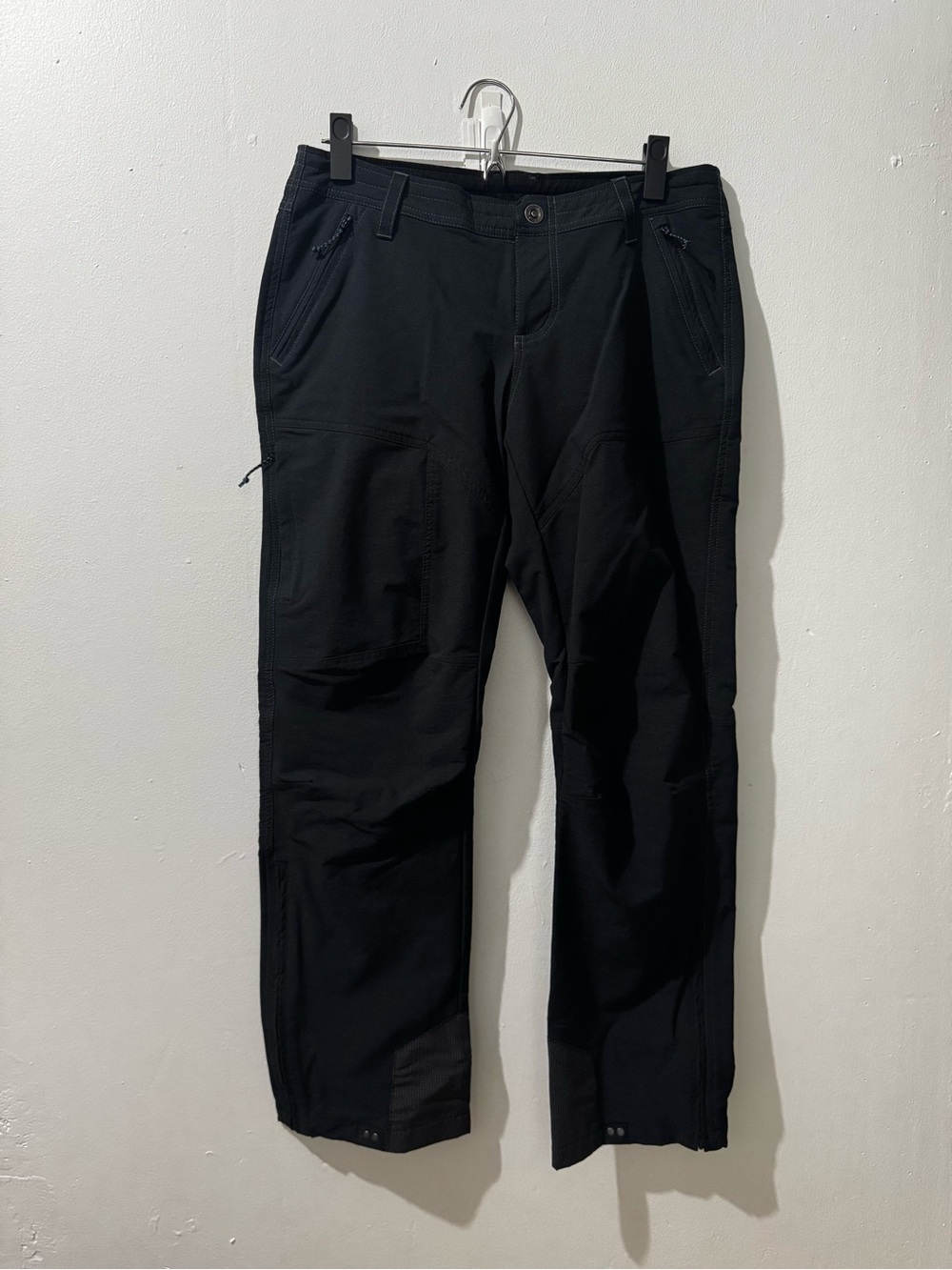 Kuhl Womens Pants Size 10 Short in Black